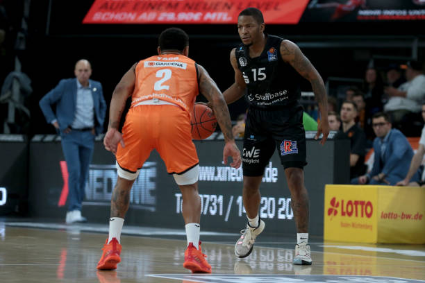 响着各队的 响着各队的